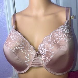 Delta Burke tan bra size 40DD